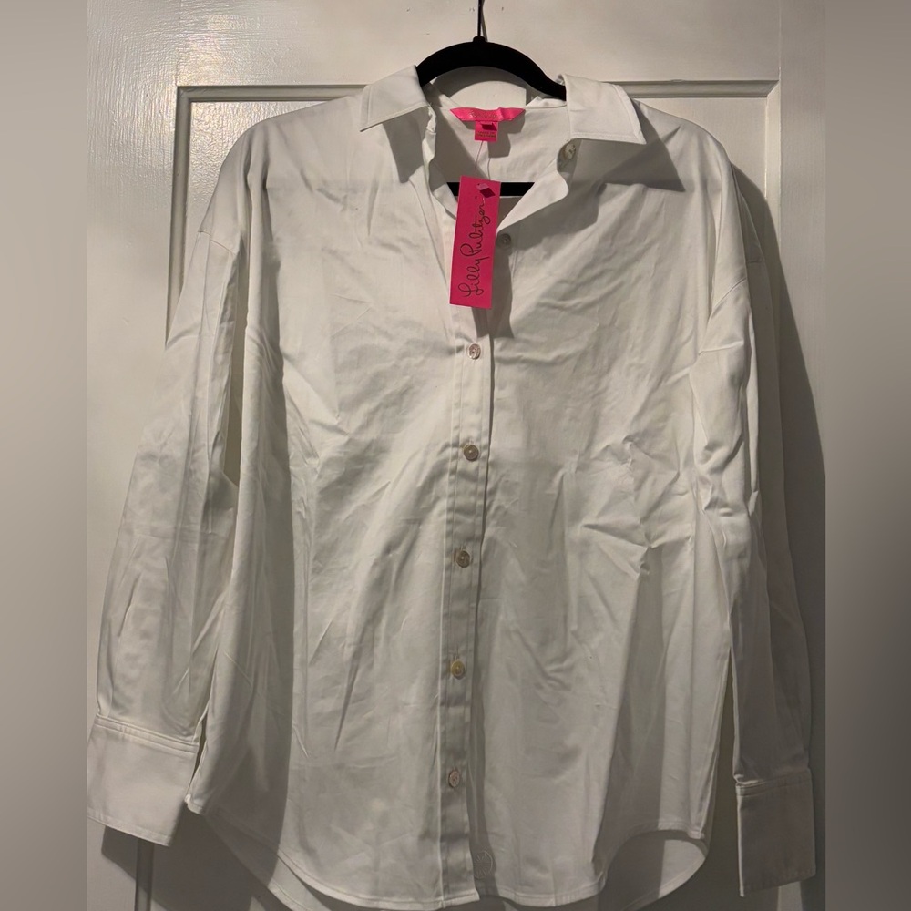 NWT Lilly Pulizter size small Stevey white button down